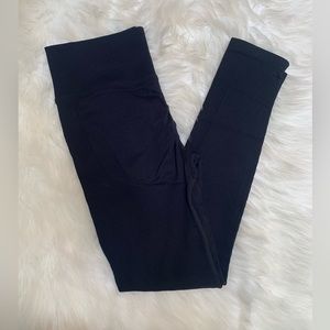 Black Scrunch Leggings
